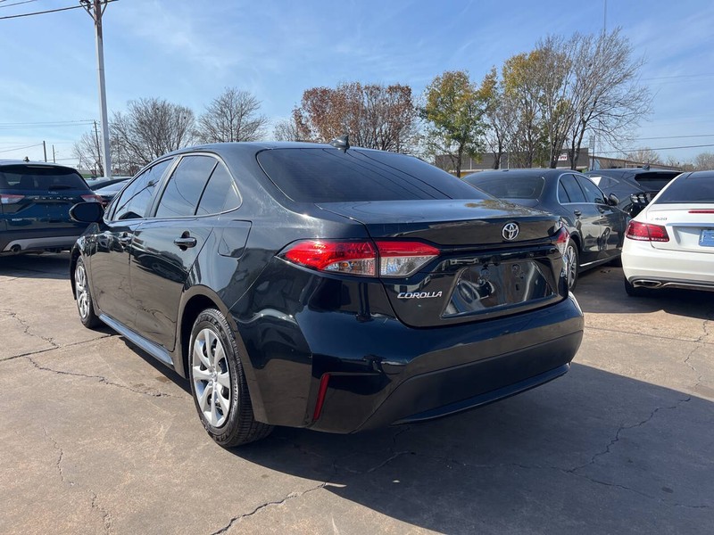 Toyota Corolla Vehicle Image 03