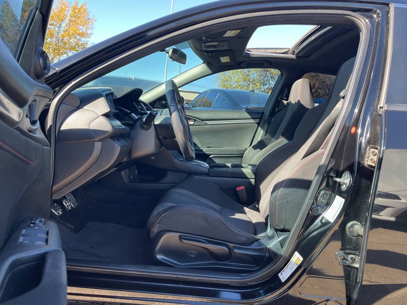 Honda Civic Si Sedan Vehicle Image 08