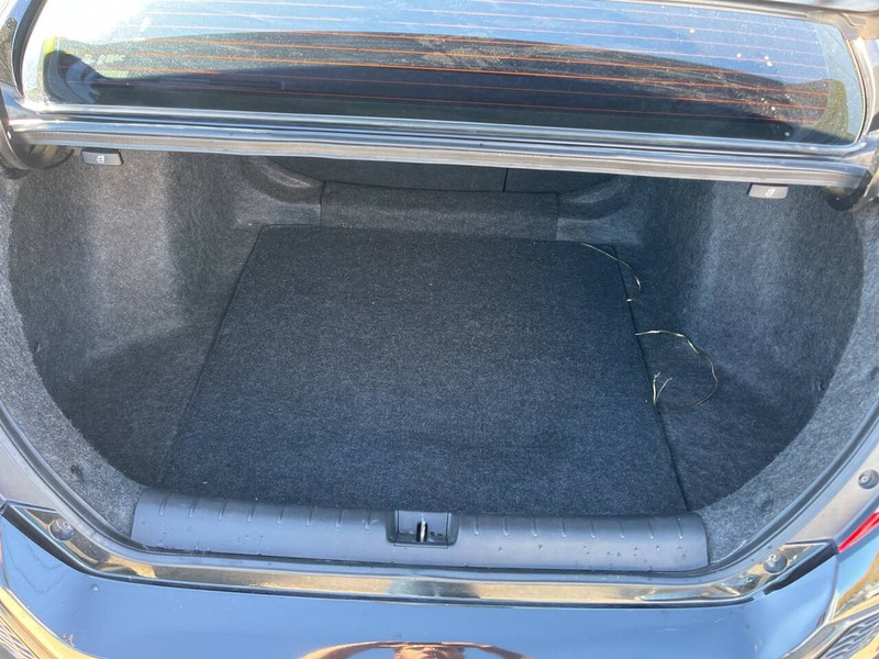 Honda Civic Si Sedan Vehicle Image 10