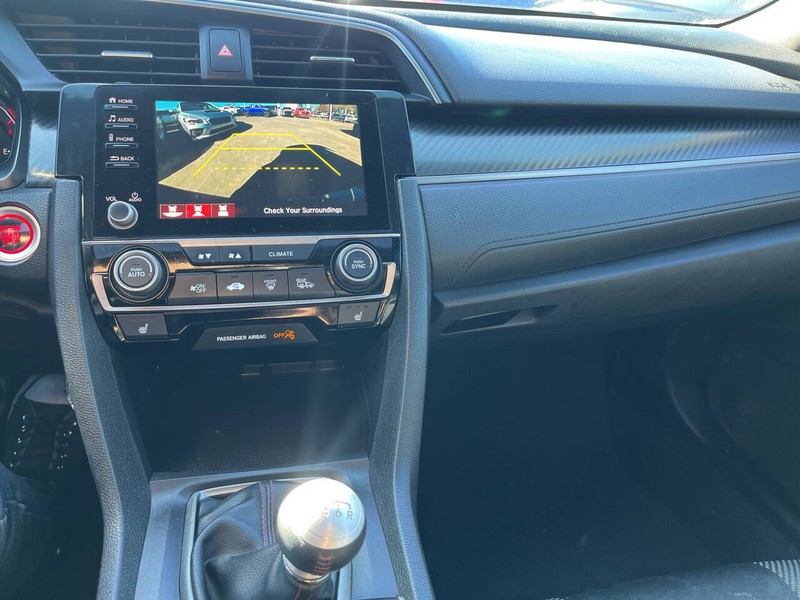 Honda Civic Si Sedan Vehicle Image 13