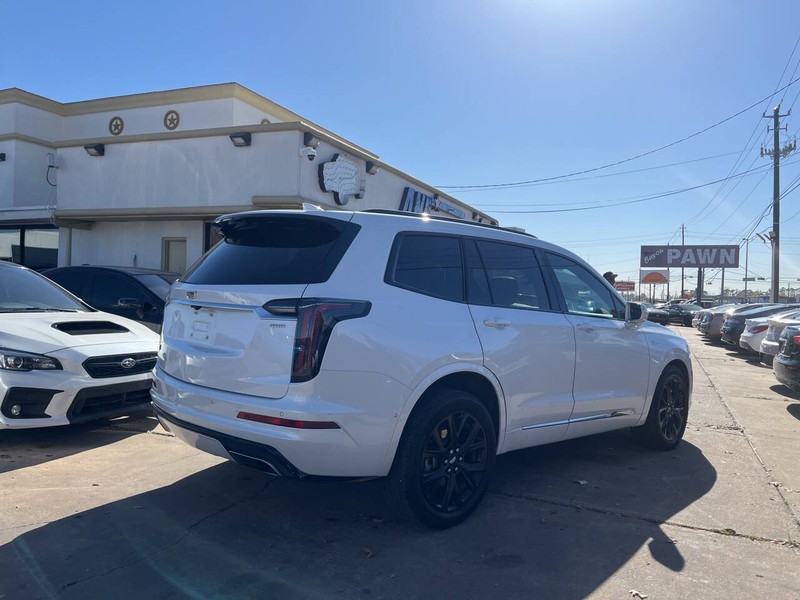 Cadillac XT6 Vehicle Image 05