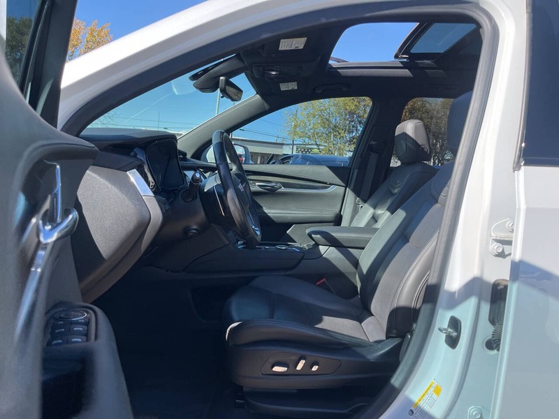 Cadillac XT6 Vehicle Image 07