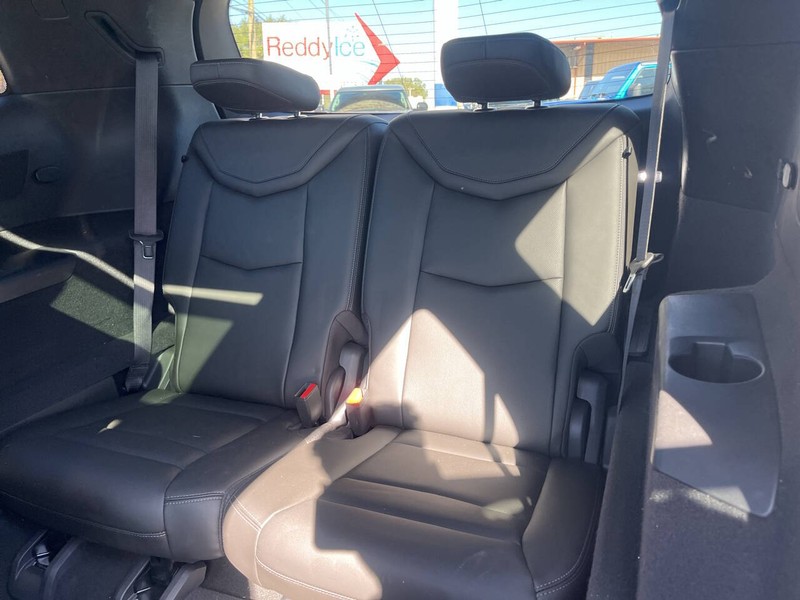 Cadillac XT6 Vehicle Image 09