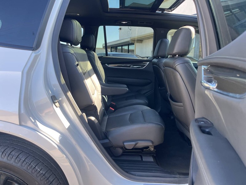 Cadillac XT6 Vehicle Image 11