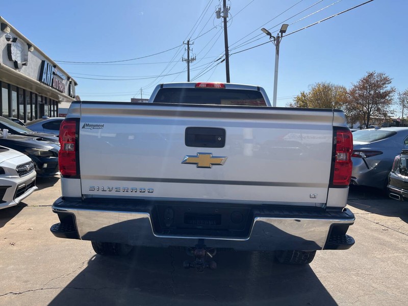 Chevrolet Silverado 1500 Vehicle Image 04