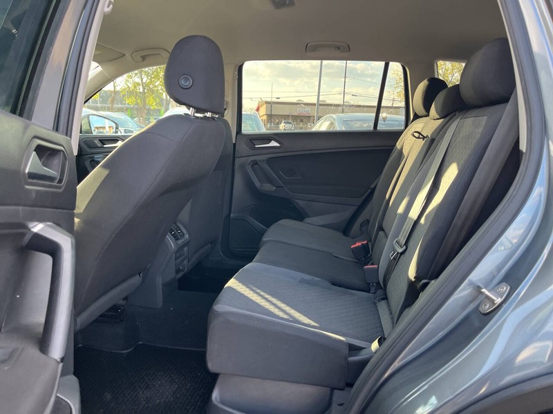 Volkswagen Tiguan Vehicle Image 08