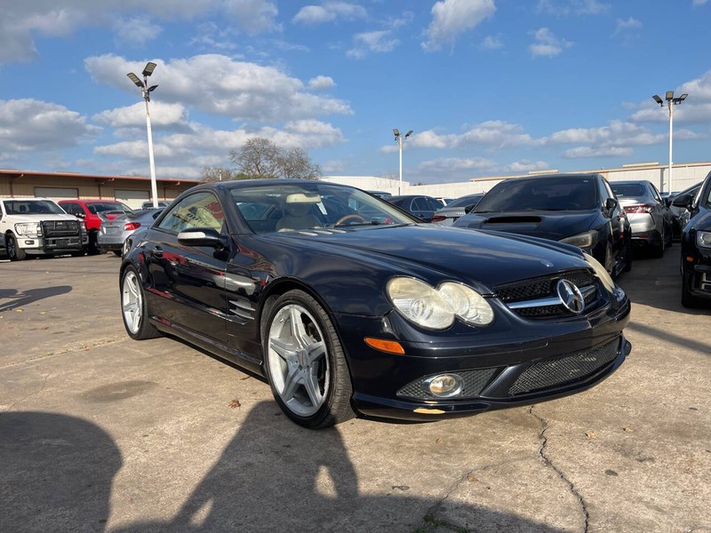 Mercedes-Benz SL-Class Vehicle Image 06