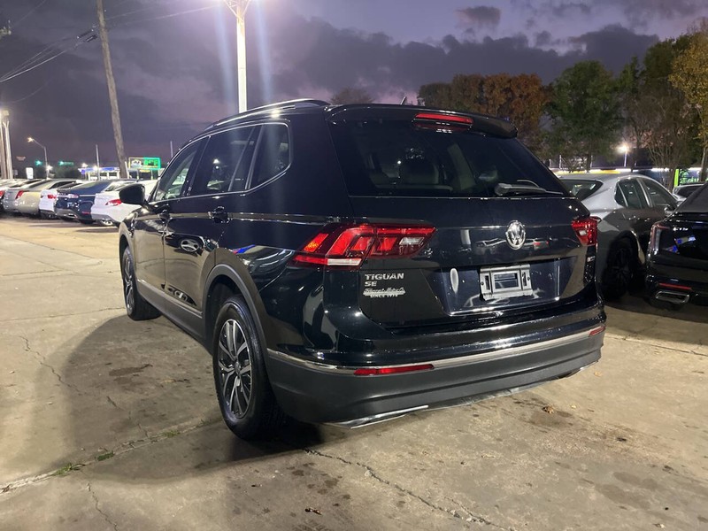 Volkswagen Tiguan Vehicle Image 03