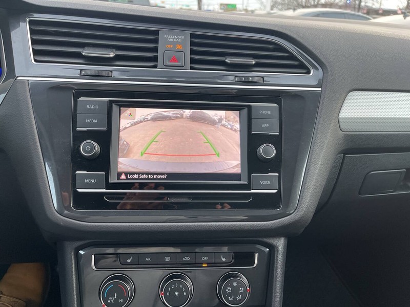 Volkswagen Tiguan Vehicle Image 08
