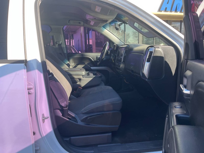 Chevrolet Silverado 1500 Vehicle Image 11