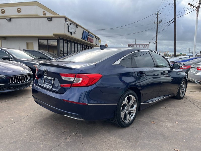 Honda Accord Sedan Vehicle Image 03