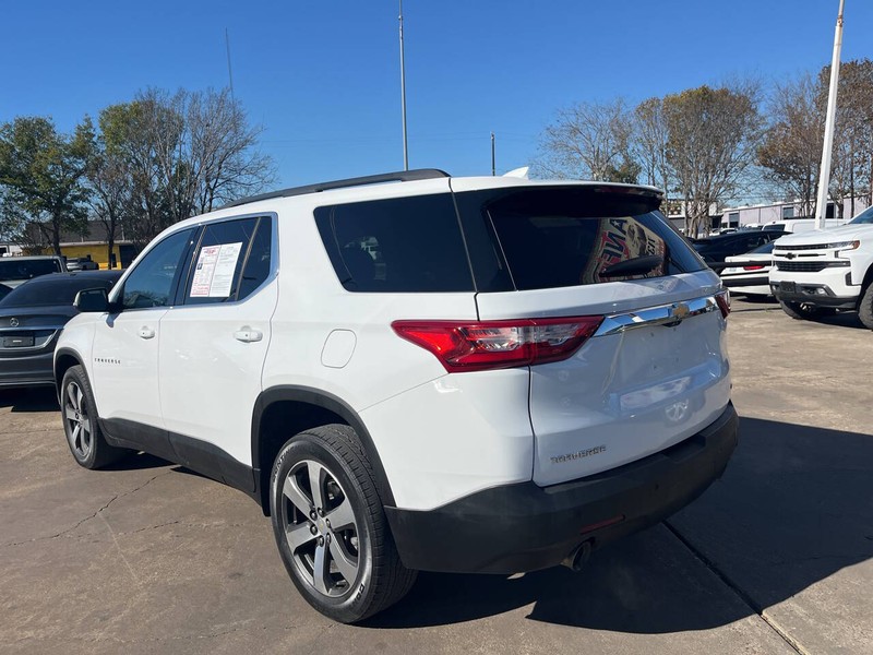 Chevrolet Traverse Vehicle Image 04