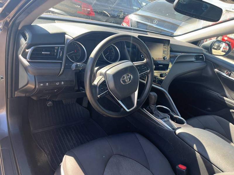 Toyota Camry Vehicle Image 08