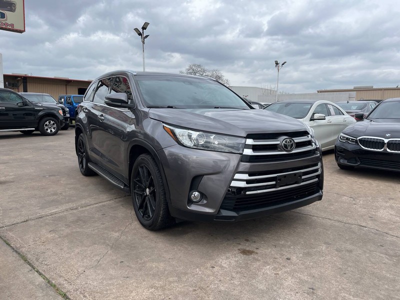 Toyota Highlander Vehicle Image 06