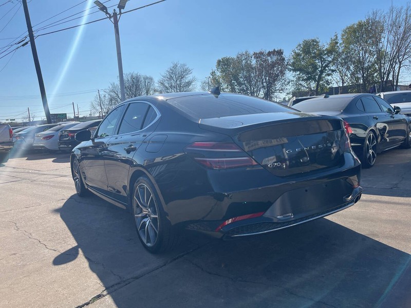 Genesis G70 Vehicle Image 03