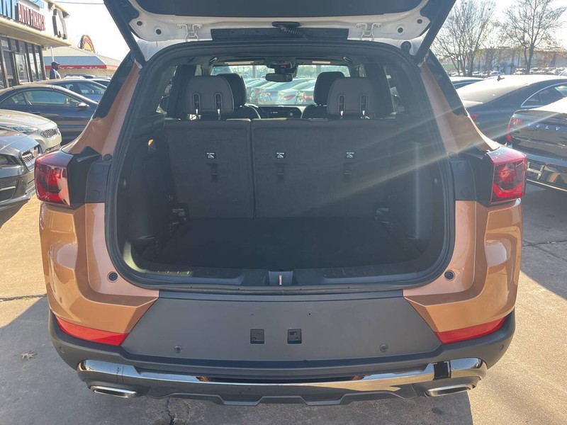 Chevrolet TrailBlazer Vehicle Image 09