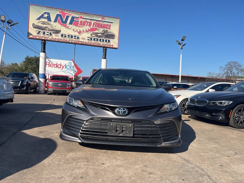 Toyota Camry Vehicle Image 02