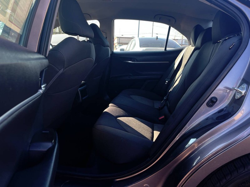 Toyota Camry Vehicle Image 08