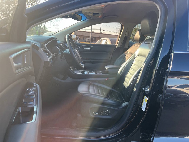 Ford Edge Vehicle Image 07