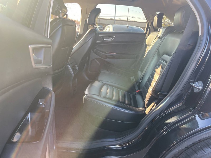 Ford Edge Vehicle Image 08