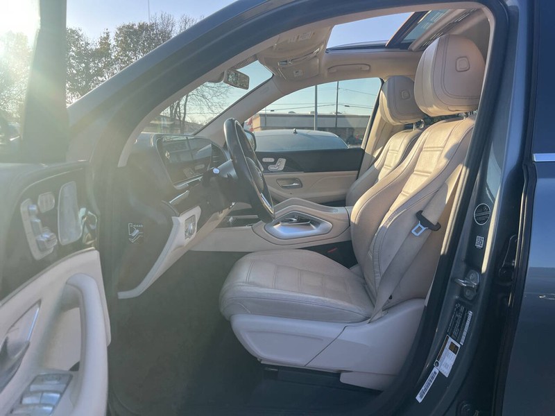 Mercedes-Benz GLE Vehicle Image 07