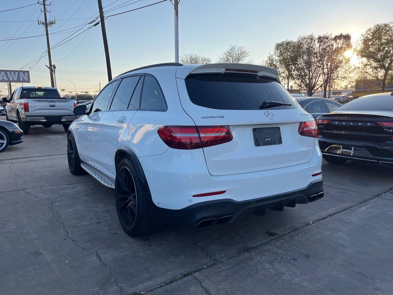 Mercedes-Benz GLC Vehicle Image 03