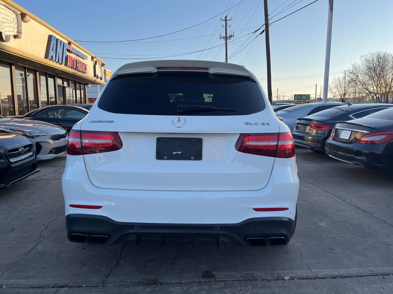 Mercedes-Benz GLC Vehicle Image 04