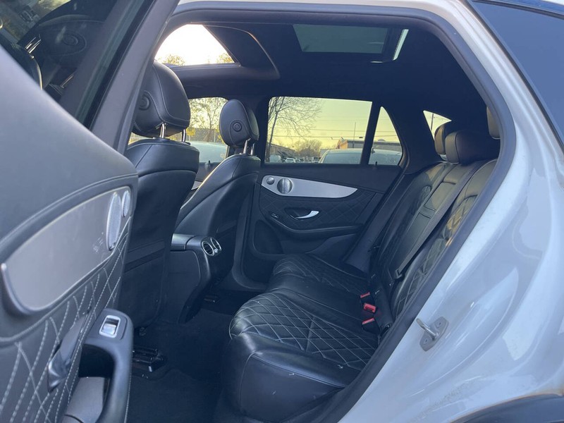 Mercedes-Benz GLC Vehicle Image 08