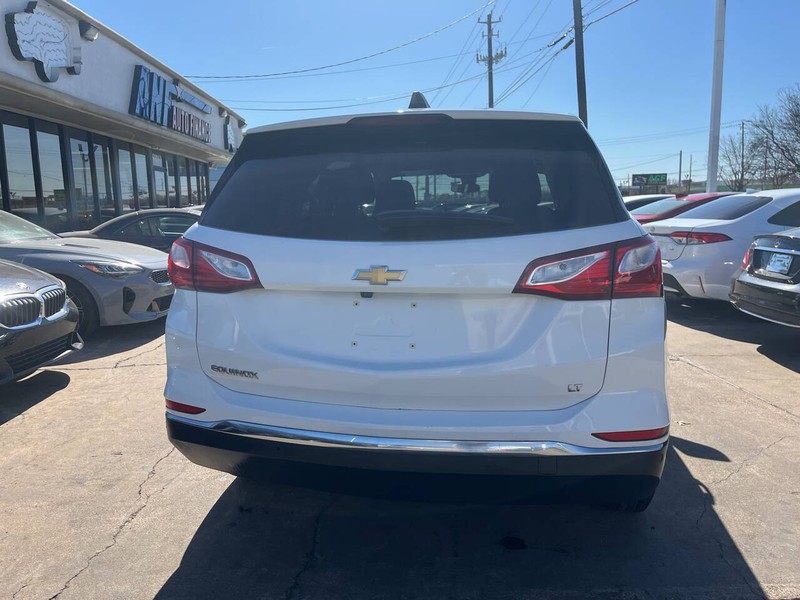 Chevrolet Equinox Vehicle Image 04