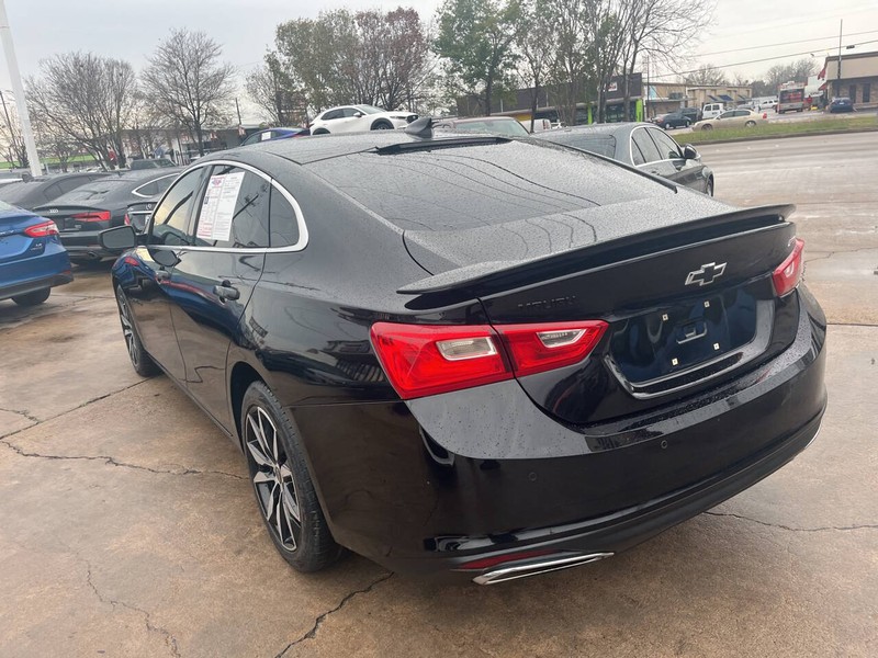 Chevrolet Malibu Vehicle Image 03