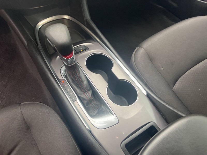 Chevrolet Malibu Vehicle Image 08