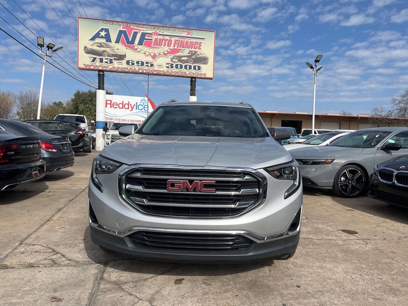 GMC Terrain Vehicle Image 02