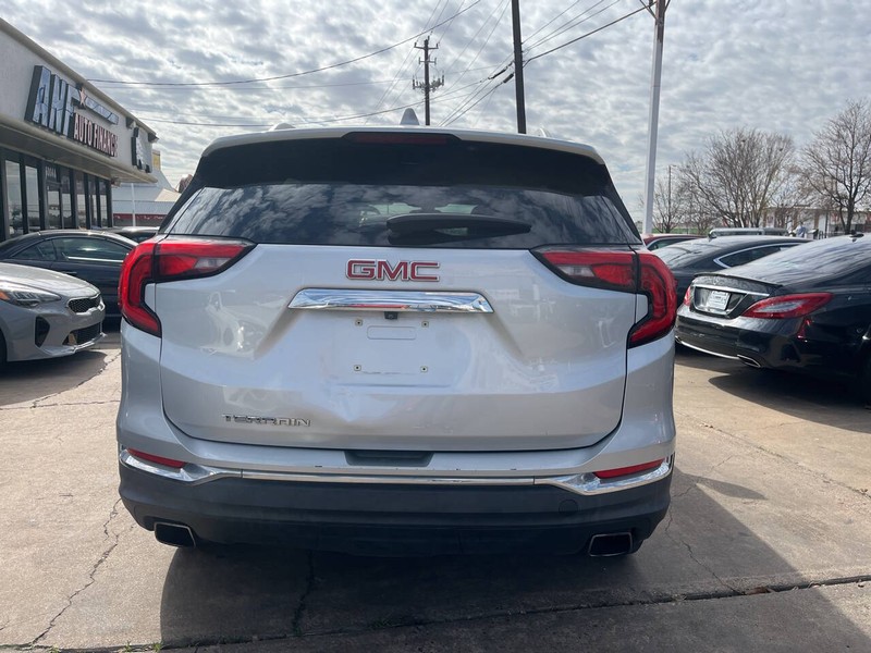 GMC Terrain Vehicle Image 04