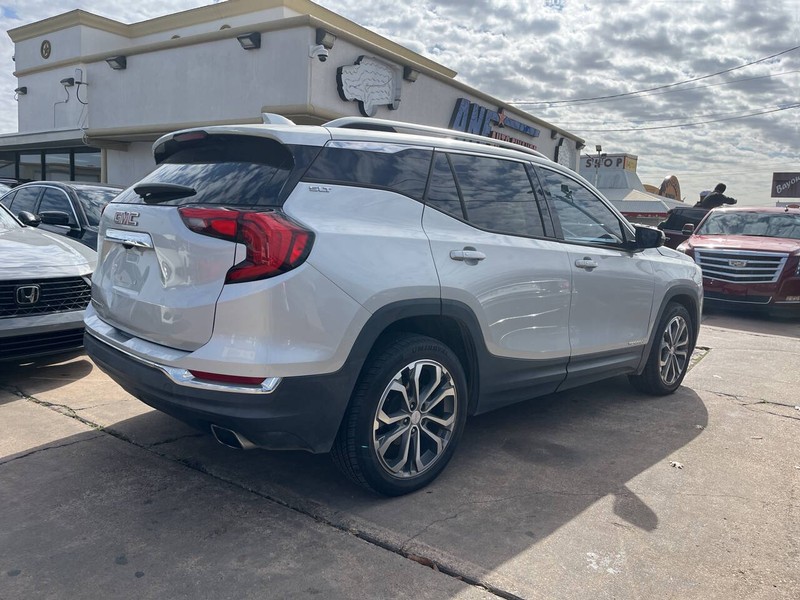 GMC Terrain Vehicle Image 05