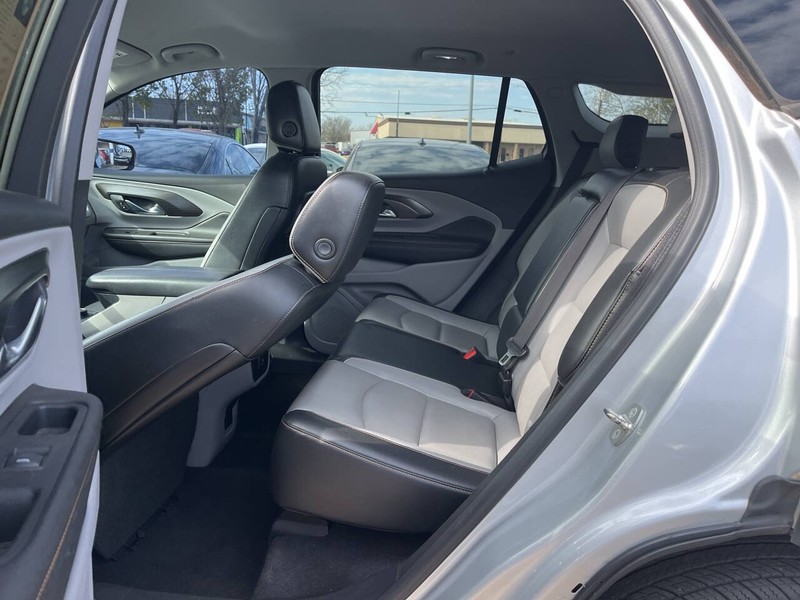 GMC Terrain Vehicle Image 08