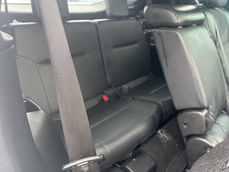 Mitsubishi Outlander Vehicle Image 13