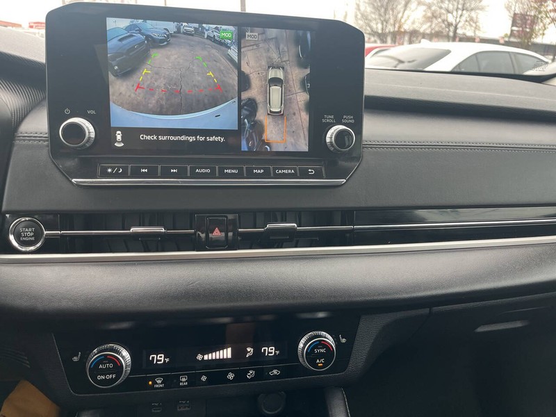 Mitsubishi Outlander Vehicle Image 15