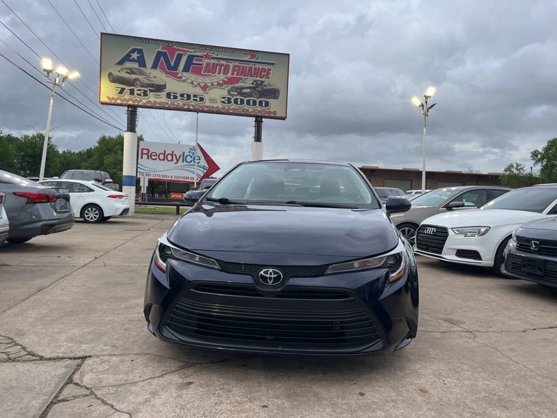 Toyota Corolla Vehicle Image 02