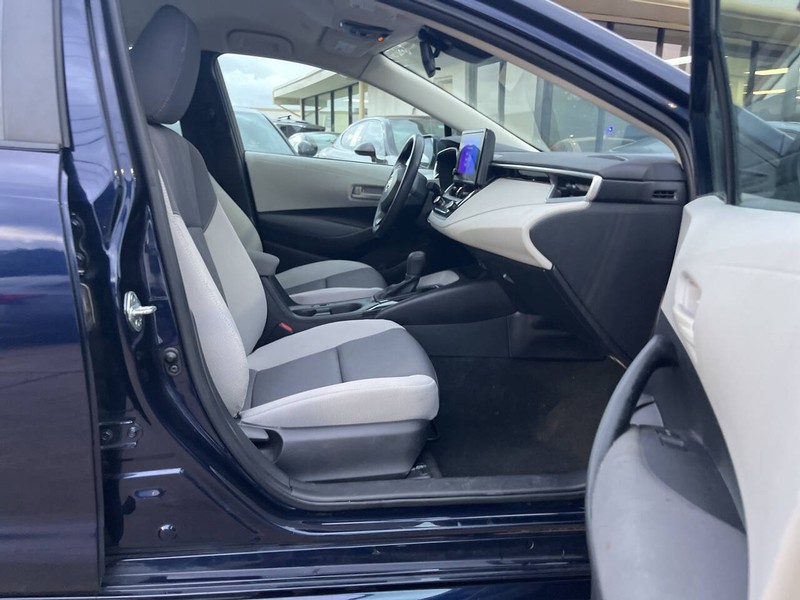 Toyota Corolla Vehicle Image 10