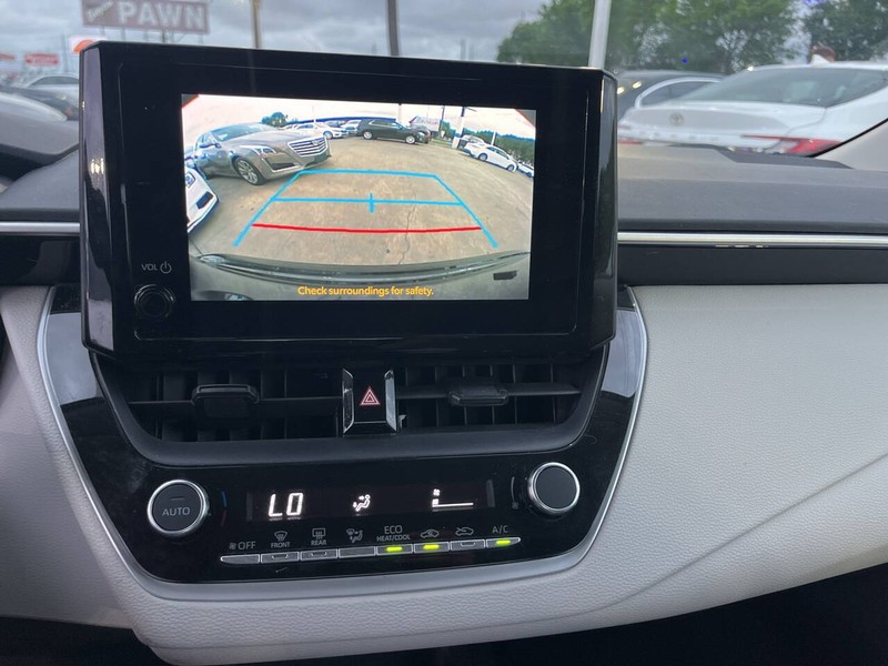 Toyota Corolla Vehicle Image 11