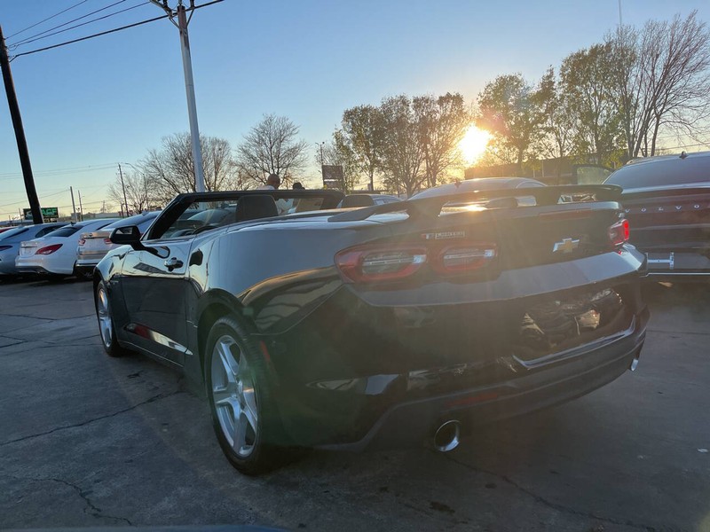 Chevrolet Camaro Vehicle Image 03