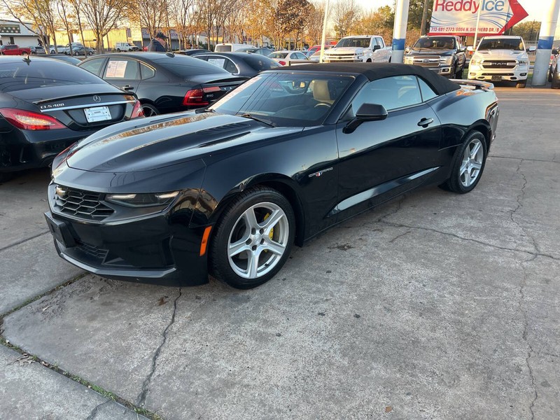 Chevrolet Camaro Vehicle Image 14