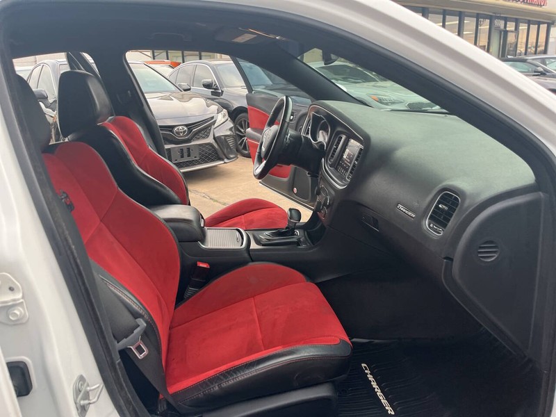 Dodge Charger Vehicle Image 26