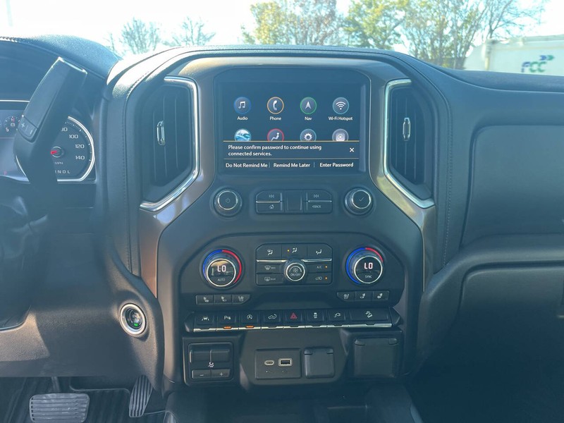 Chevrolet Silverado 1500 Vehicle Image 12