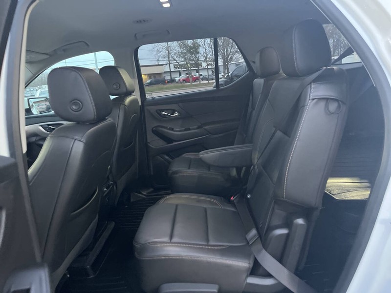 Chevrolet Traverse Vehicle Image 14