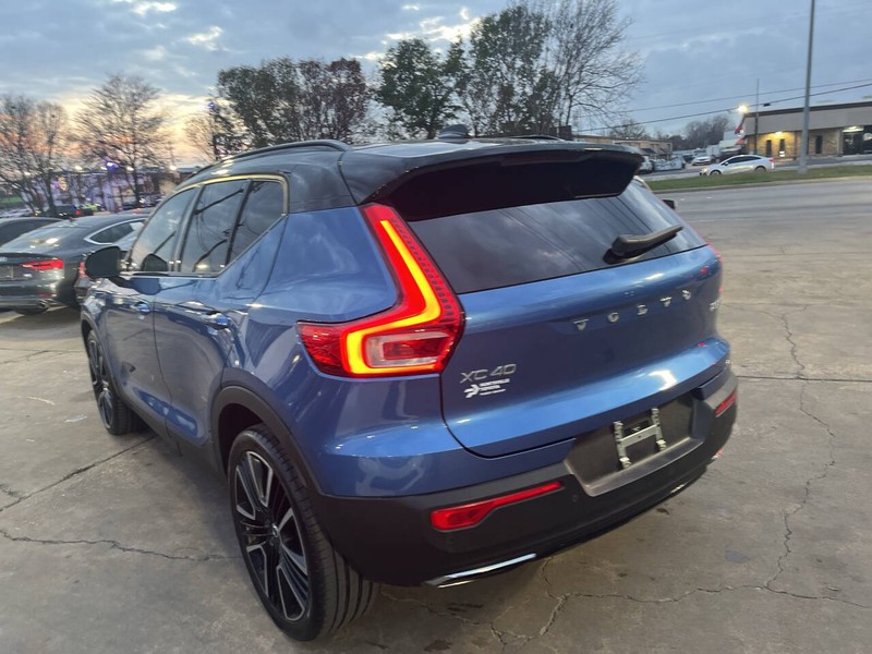 Volvo XC40 Vehicle Image 06