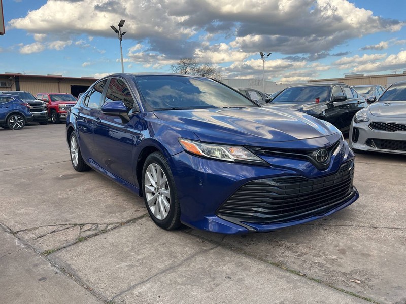 Toyota Camry Vehicle Image 06