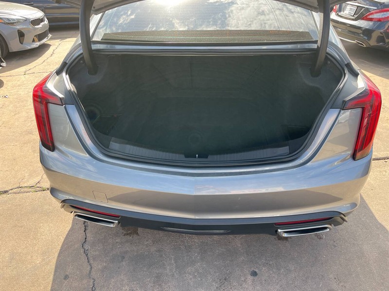 Cadillac CT5 Vehicle Image 09