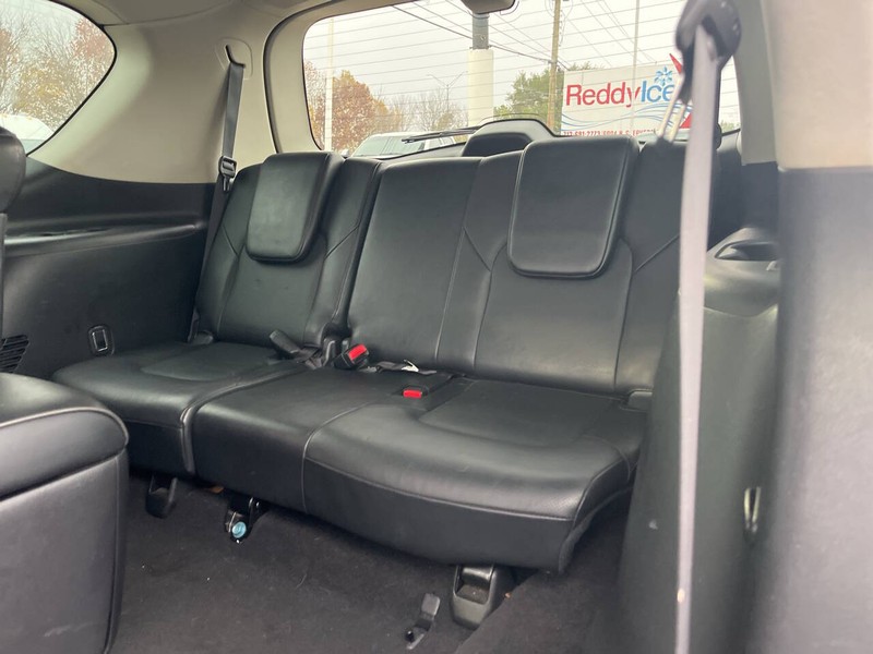 INFINITI QX80 Vehicle Image 07