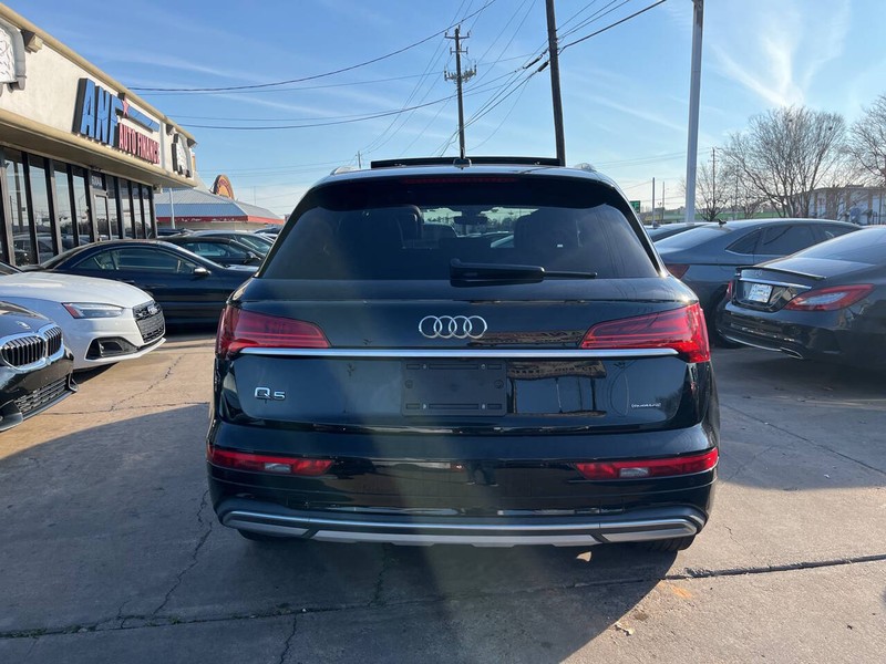 Audi Q5 Vehicle Image 04